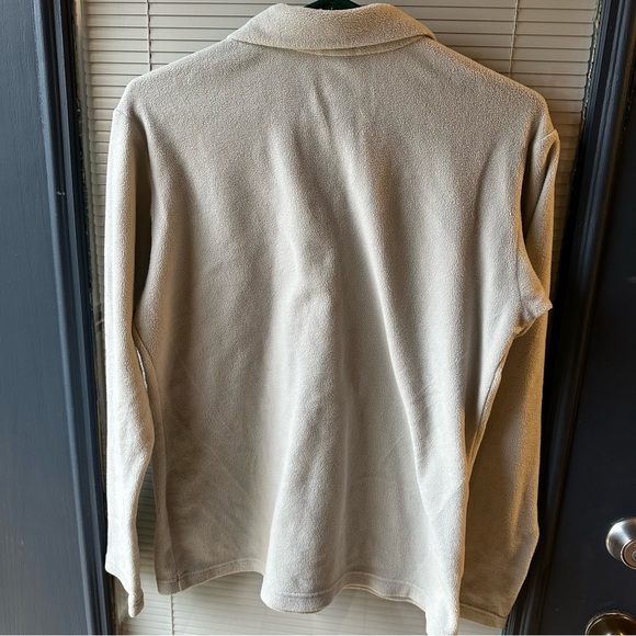 Patagonia fleece medium 1/4 quarter zip light gray pullover warm cozy activewear - Picture 4 of 5